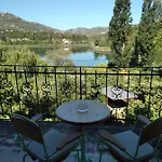 Na Zlatnom Jezeru