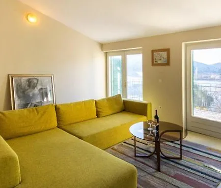 Na Zlatnom Jezeru Lejlighed *