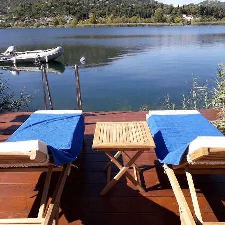 Na Zlatnom Jezeru Ploce (Dubrovnik-Neretva)